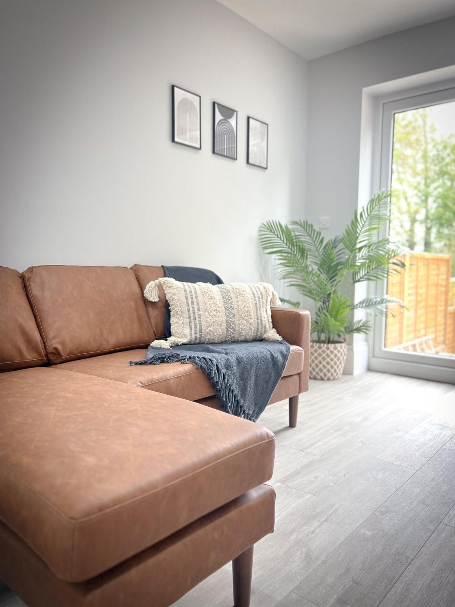 Campbells Crib Apartment Maidstone Exterior photo