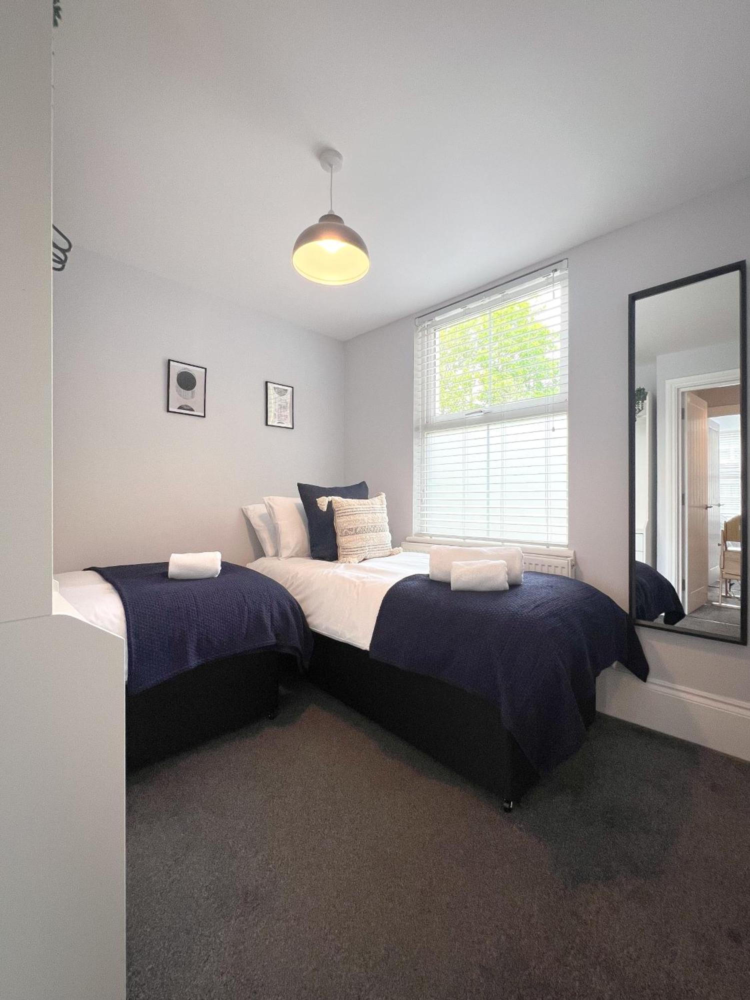 Campbells Crib Apartment Maidstone Exterior photo
